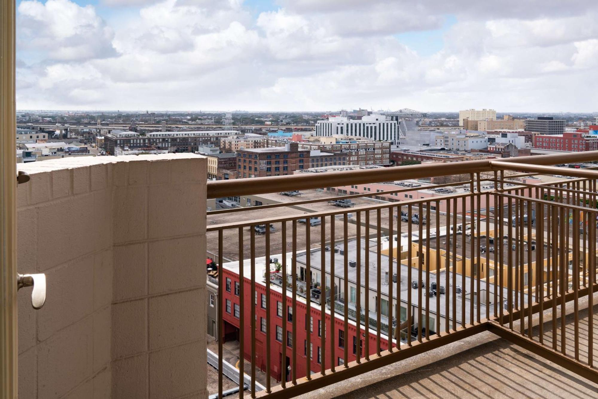 Embassy Suites By Hilton New Orleans Convention Center Esterno foto